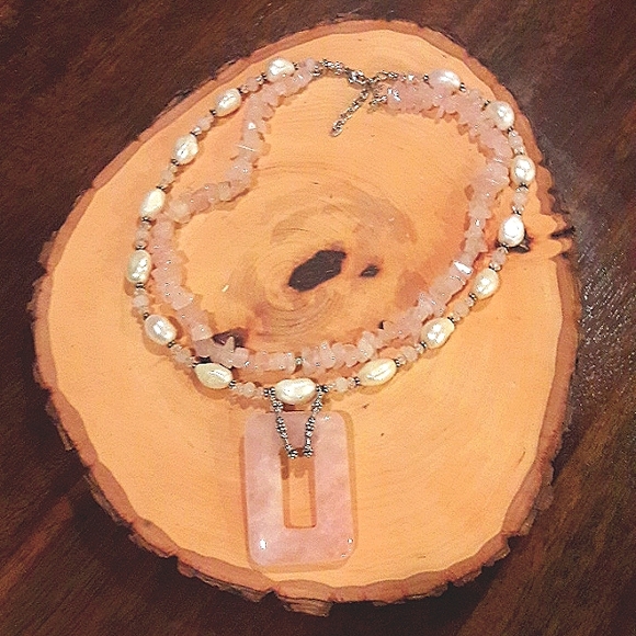 Graphite Pink Statement Necklace - Picture 1 of 4